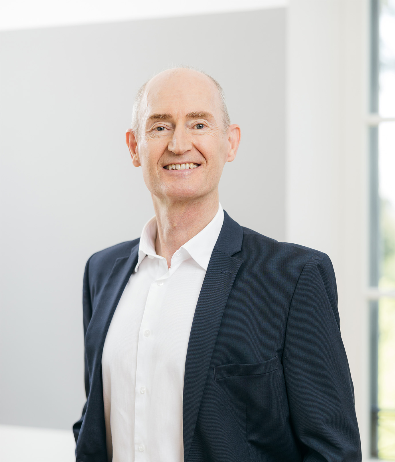 Portrait von Rechtsanwalt Klaus Köbele, spezialisiert auf Verkehrsrecht, Versicherungsrecht und Arbeitsrecht